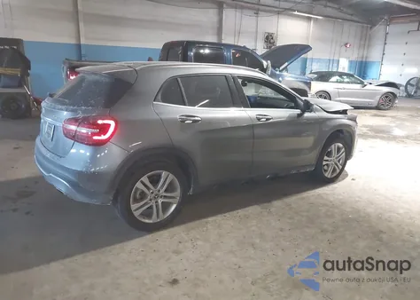2019 Mercedes-Benz Gla 250 4Matic z USA, uszkodzony, nr VIN WDCTG4GB6KJ640972